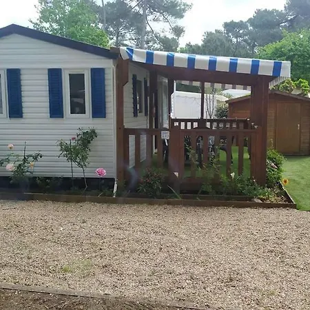 Le Gazon De Ronce Campingplatz